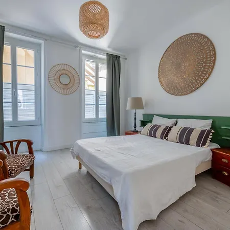 Myappartlarochelle Apartamento *