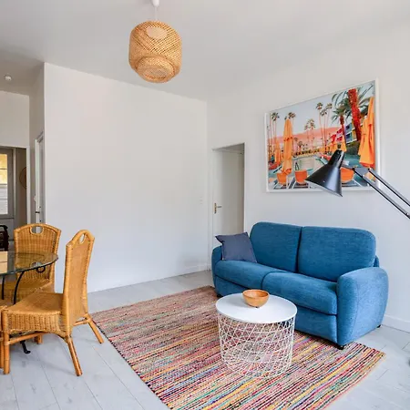 Apartamento Myappartlarochelle *