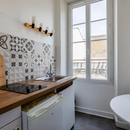 Apartamento Myappartlarochelle *