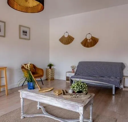 Appartement Myappartlarochelle *