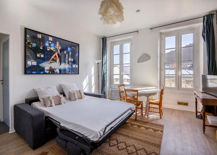 Lägenhet Myappartlarochelle